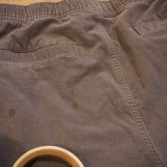 Lot 2 Vuori Optimist Corduroy Shorts XXL - Picture 4 of 14